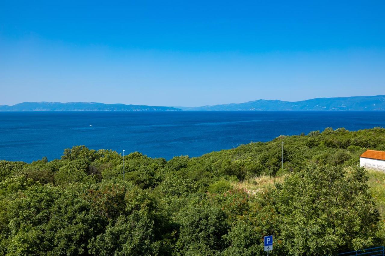Apartment Kvarner View Kostrena Bagian luar foto